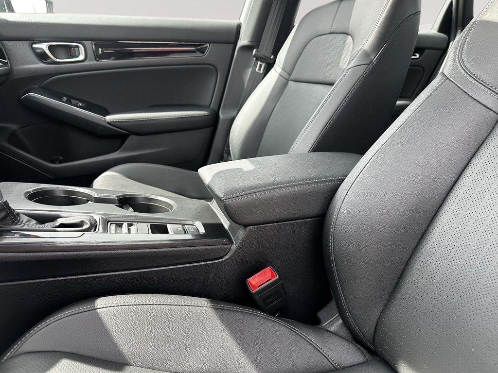 used 2025 Honda Civic Hybrid car, priced at $30,250