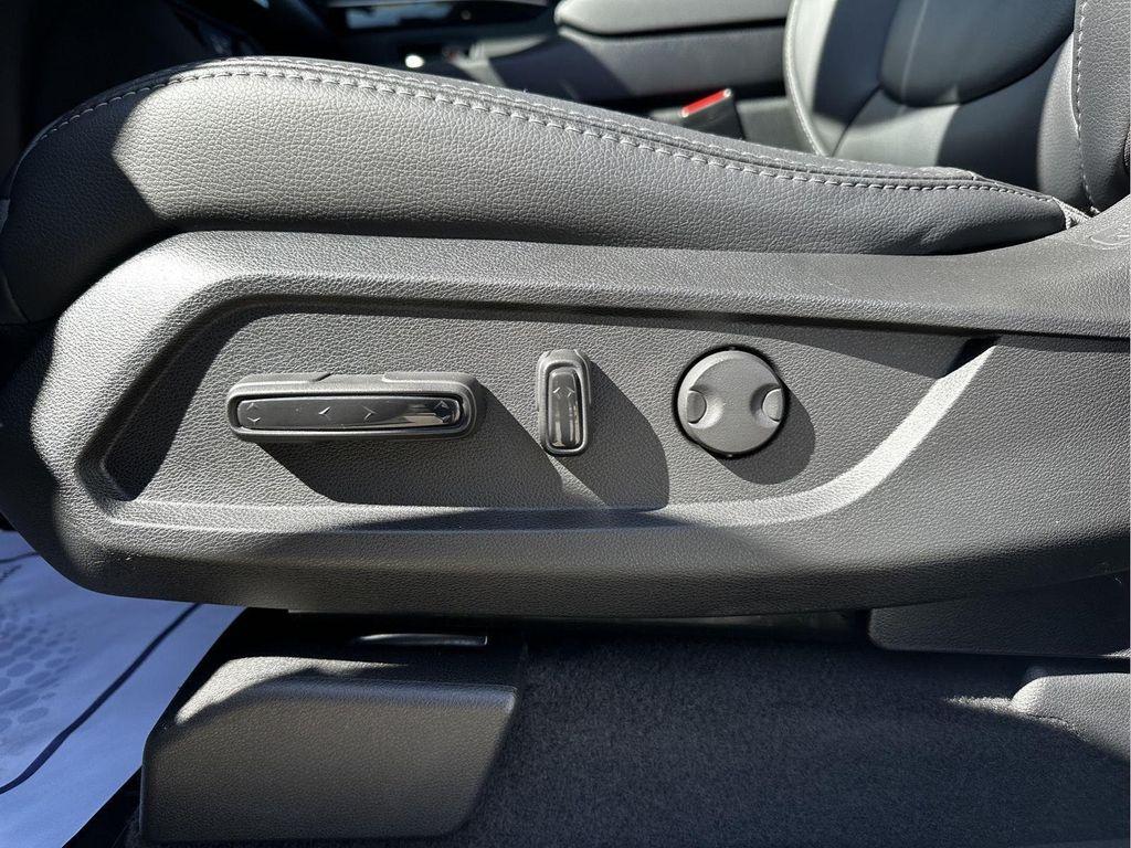 used 2025 Honda Pilot car, priced at $46,500