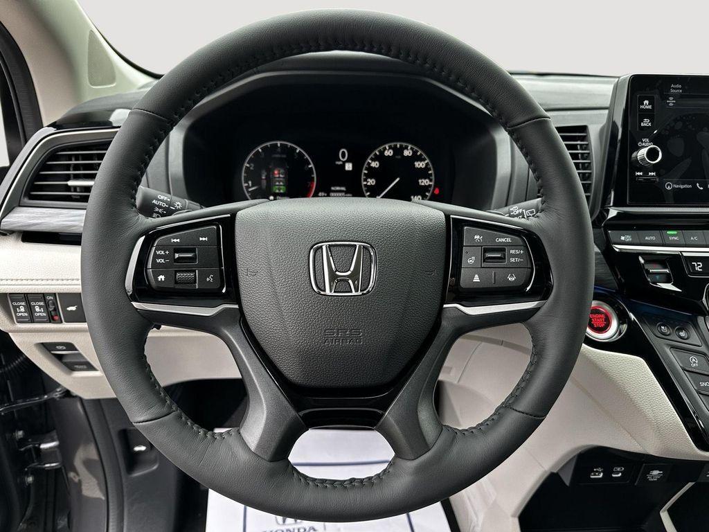 new 2026 Honda Odyssey car, priced at $50,440