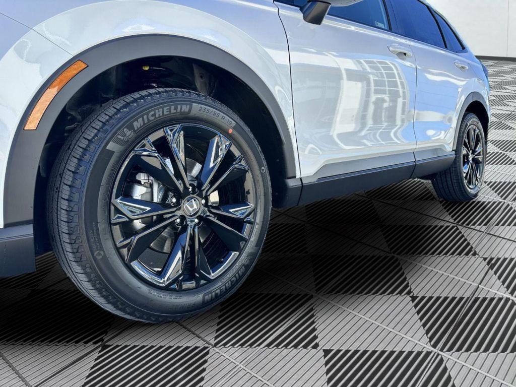 new 2026 Honda CR-V Hybrid car, priced at $43,955