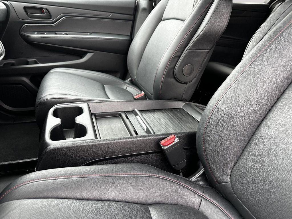 used 2024 Honda Odyssey car, priced at $37,500