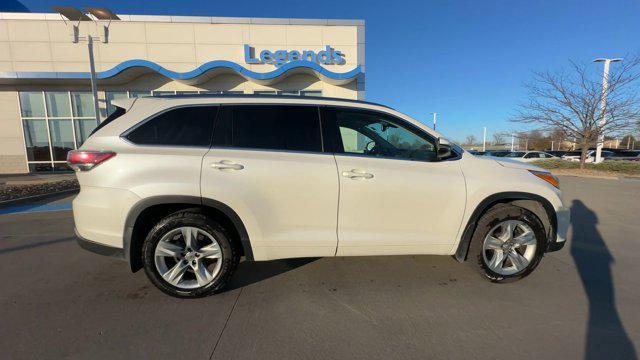 used 2015 Toyota Highlander car, priced at $18,500