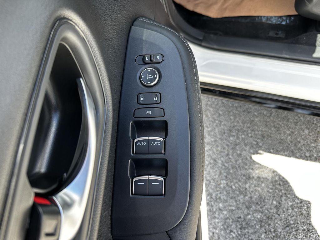new 2027 Honda HR-V car, priced at $32,055