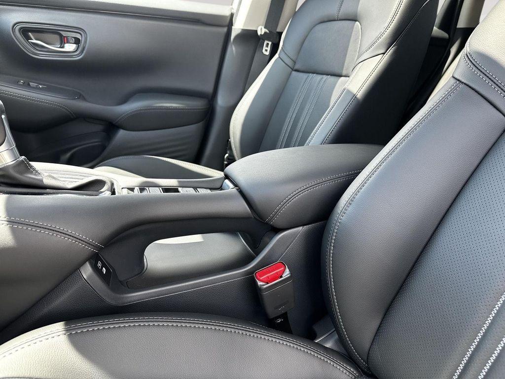 new 2027 Honda HR-V car, priced at $32,055