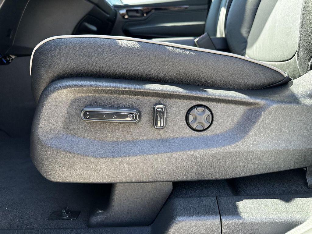 new 2026 Honda Odyssey car, priced at $46,695