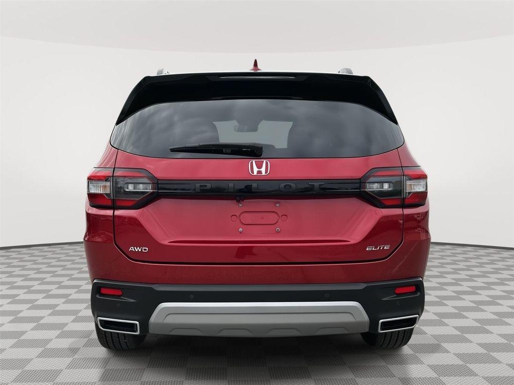 used 2024 Honda Pilot car, priced at $37,500