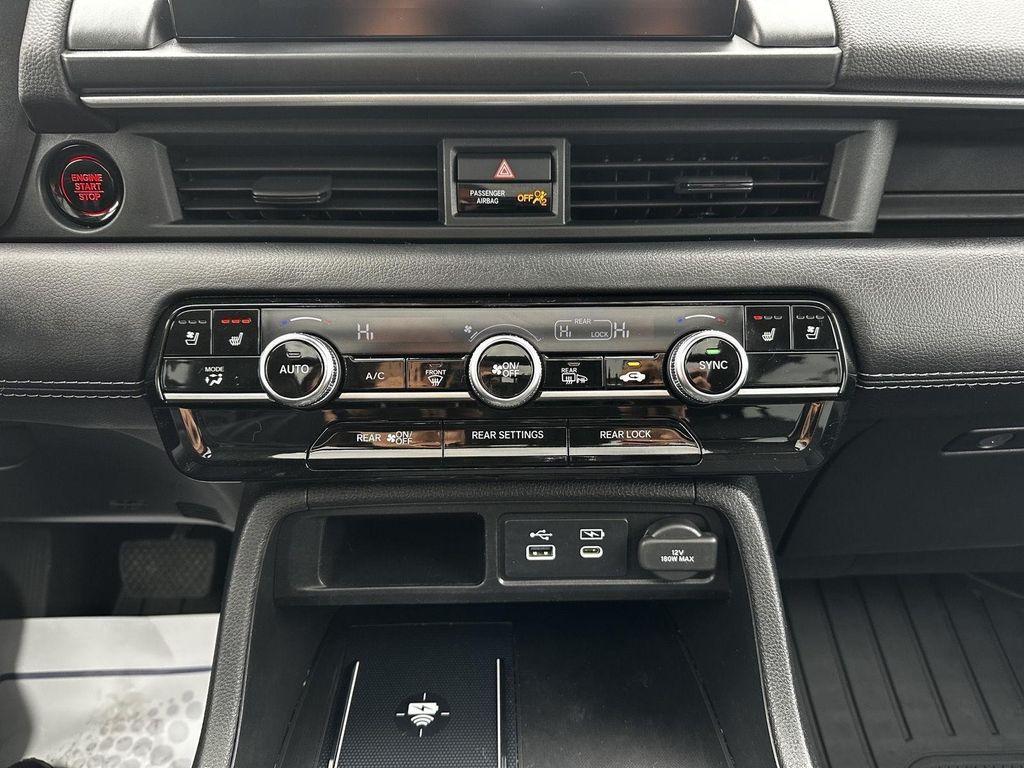 used 2024 Honda Pilot car, priced at $37,500
