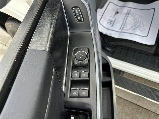 used 2022 Ford F-150 car, priced at $32,000