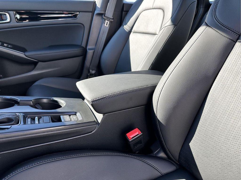 new 2026 Honda Civic Hybrid car, priced at $33,361