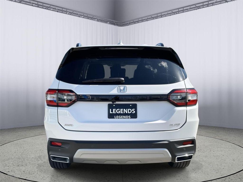 used 2024 Honda Pilot car, priced at $39,800