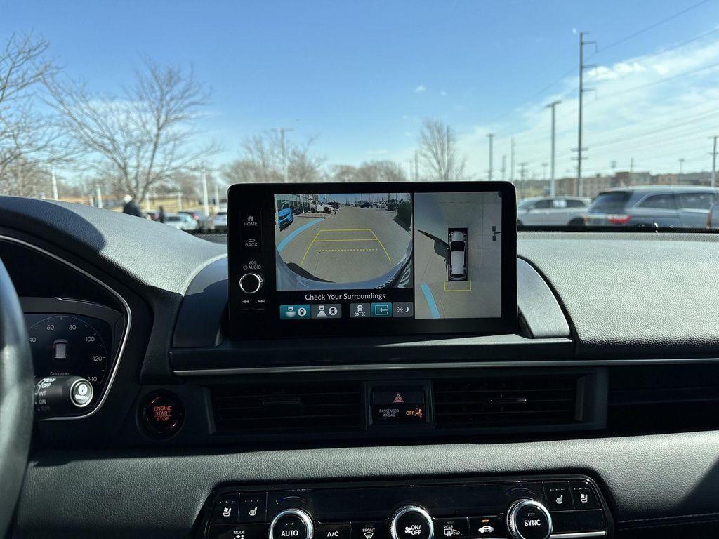 used 2024 Honda Pilot car, priced at $39,800