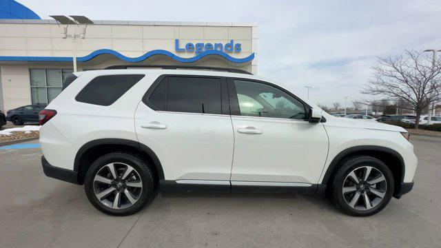 used 2024 Honda Pilot car, priced at $40,000