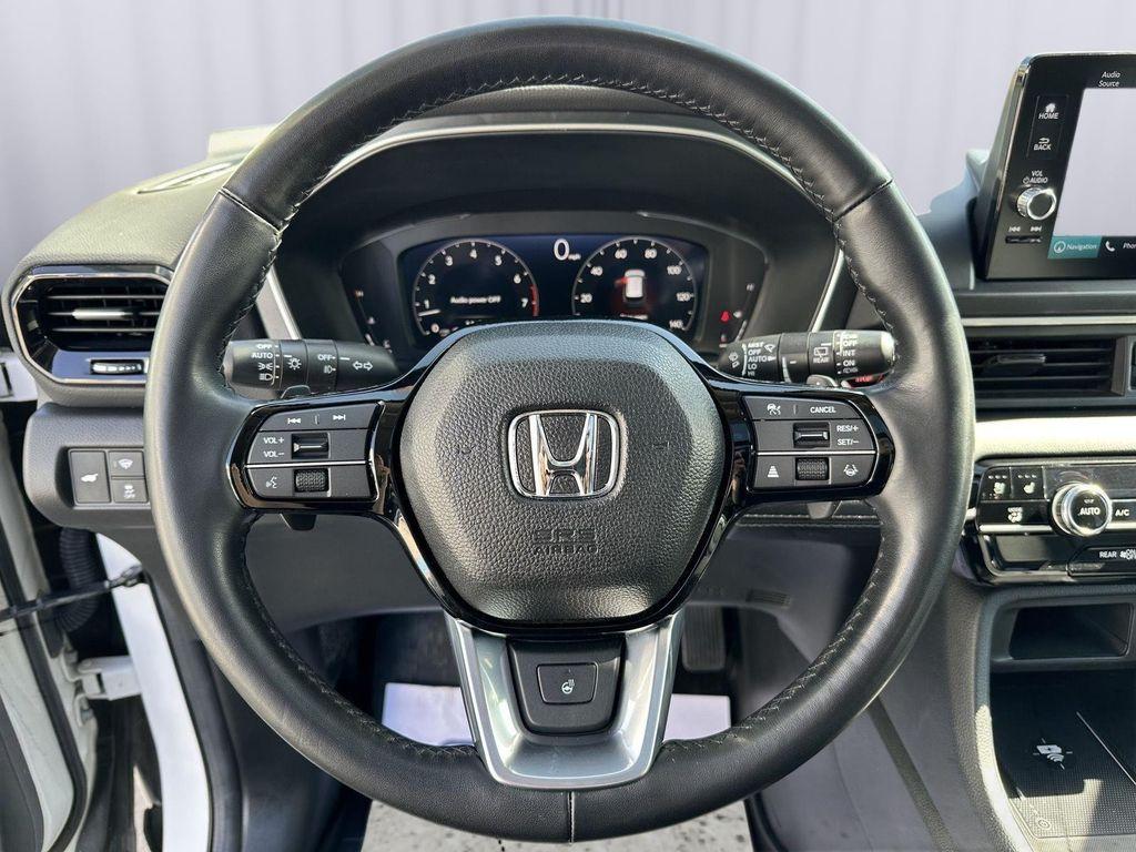 used 2024 Honda Pilot car, priced at $39,800