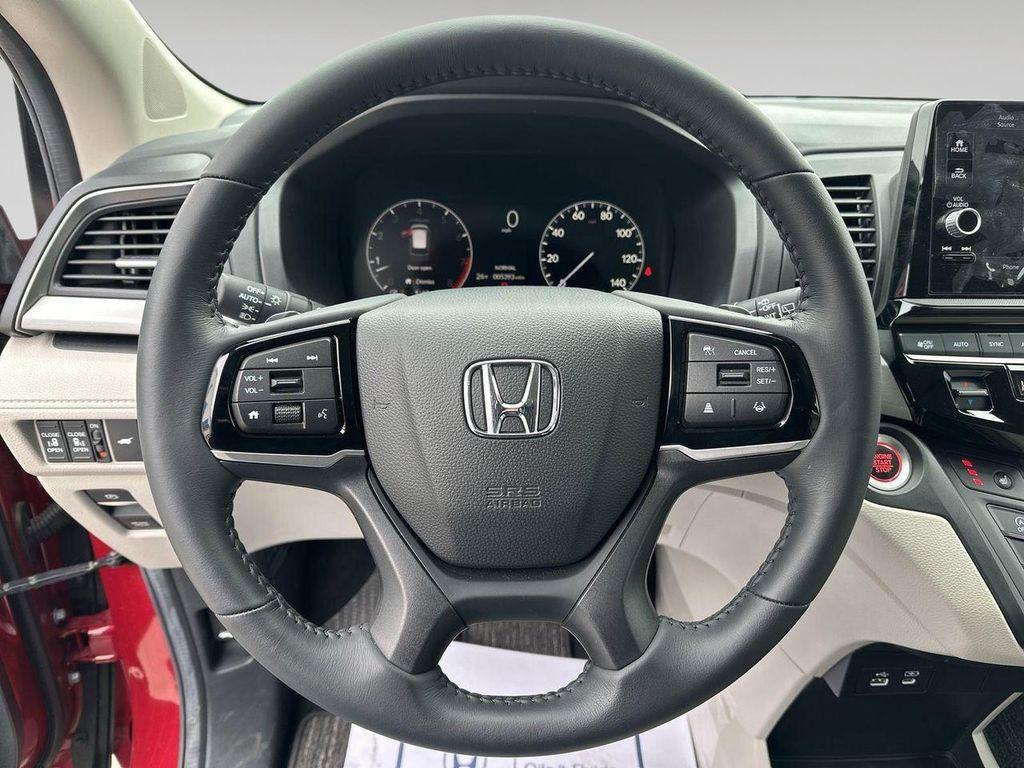 used 2025 Honda Odyssey car, priced at $39,500