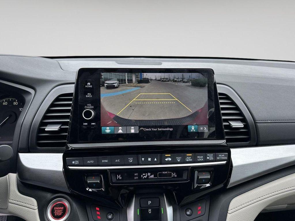 used 2025 Honda Odyssey car, priced at $39,500