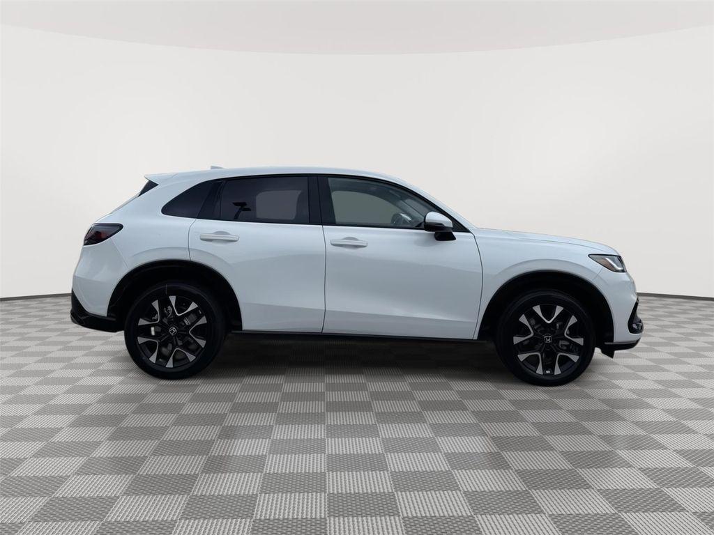 new 2027 Honda HR-V car, priced at $31,355
