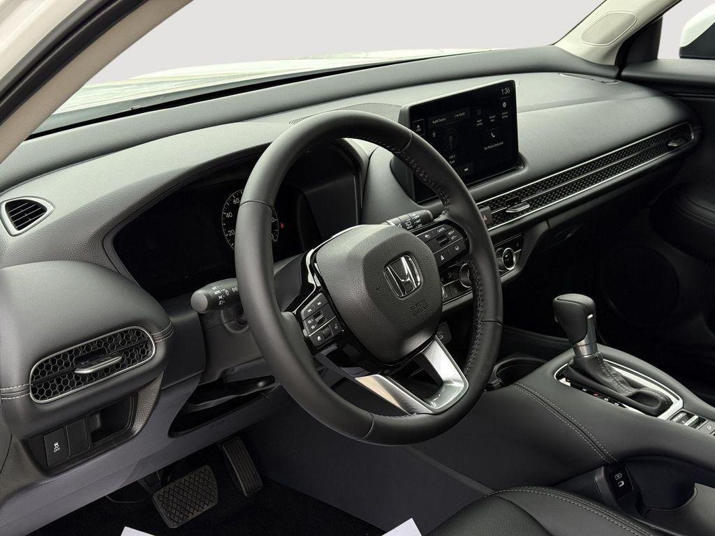new 2027 Honda HR-V car, priced at $31,355