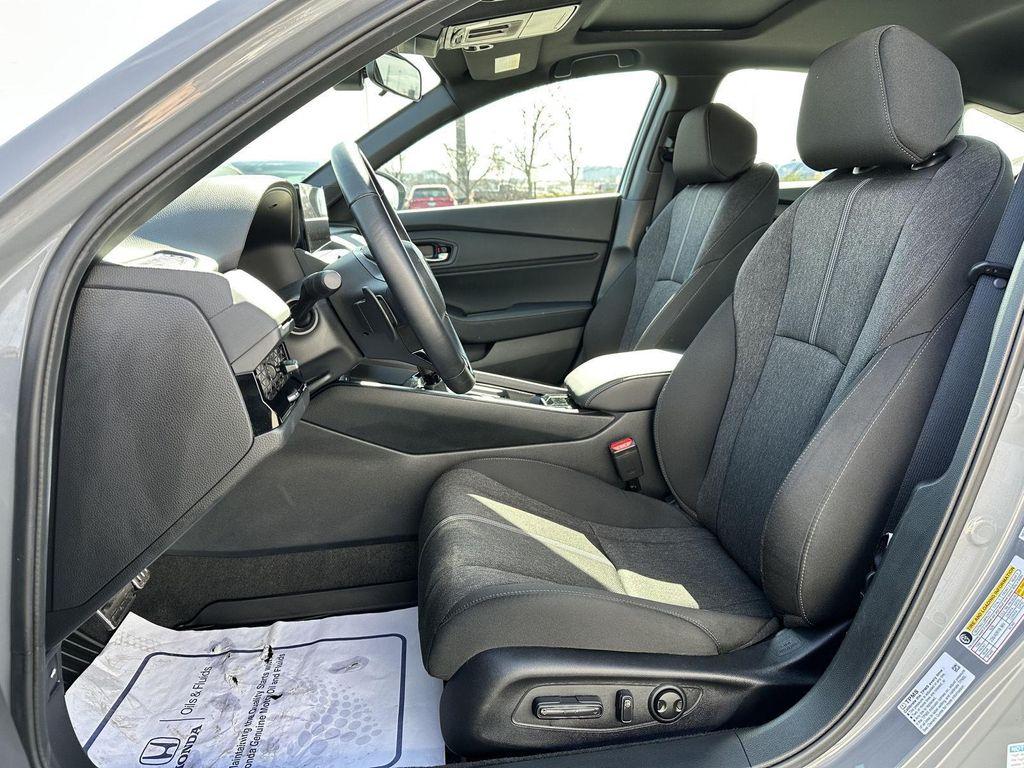 used 2025 Honda Accord Hybrid car, priced at $31,000