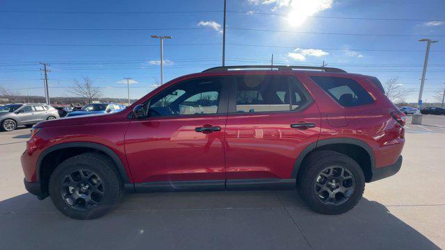 used 2025 Honda Pilot car, priced at $47,000
