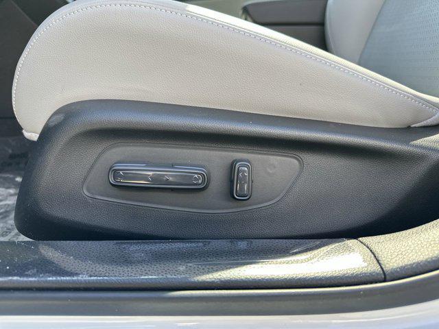 new 2026 Honda Civic Hybrid car, priced at $33,145