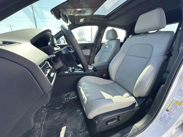 new 2026 Honda Civic Hybrid car, priced at $33,145