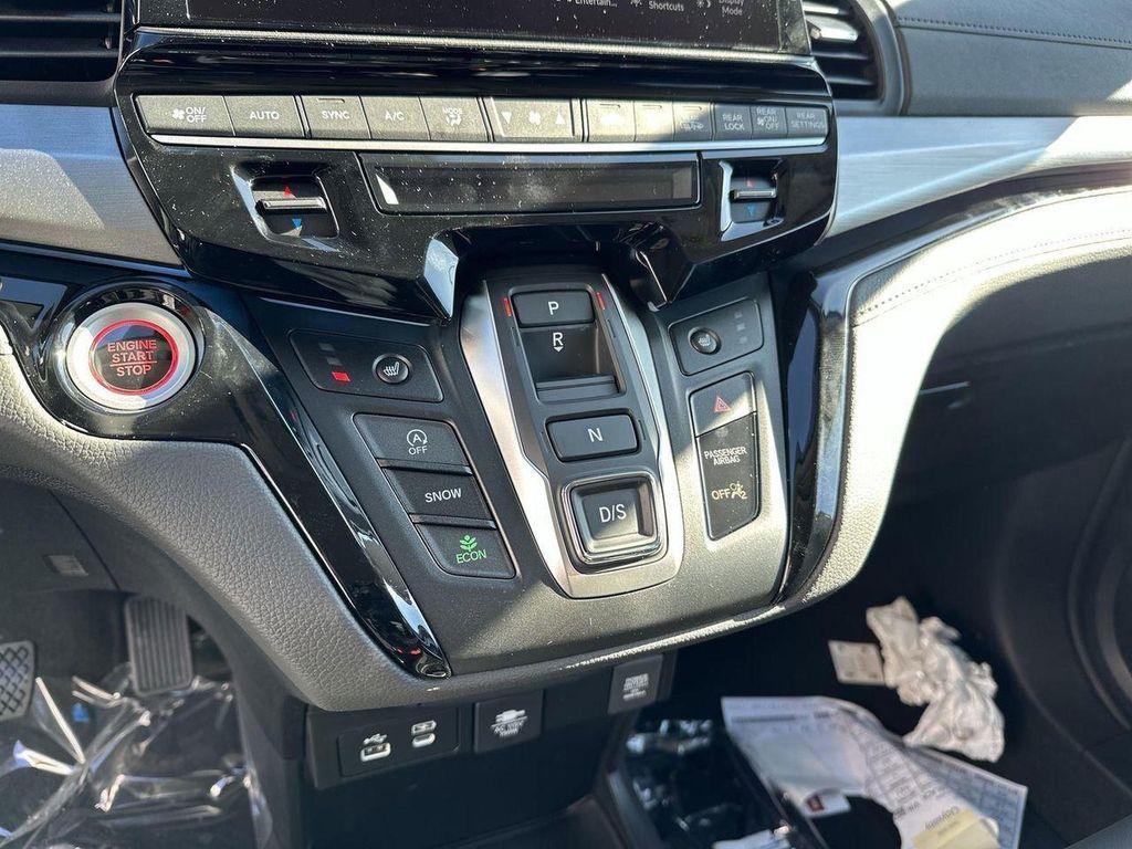 new 2026 Honda Odyssey car, priced at $47,585