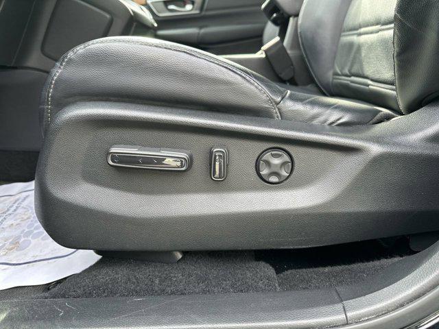 used 2018 Honda CR-V car, priced at $20,000