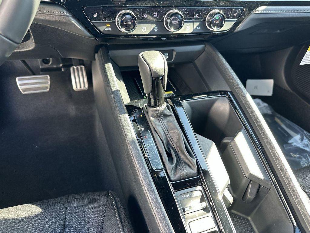 new 2025 Honda Accord Hybrid car, priced at $33,305