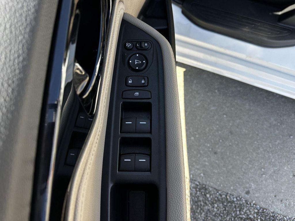 used 2024 Honda Odyssey car, priced at $43,500