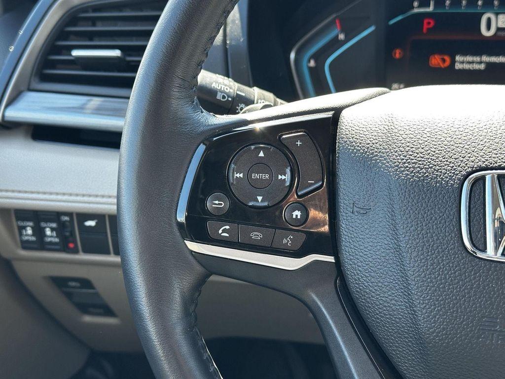used 2024 Honda Odyssey car, priced at $43,500