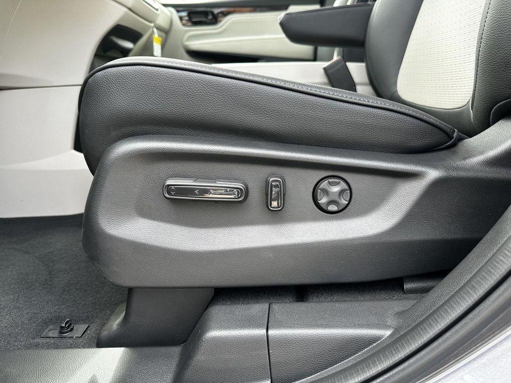 new 2026 Honda Odyssey car, priced at $50,785