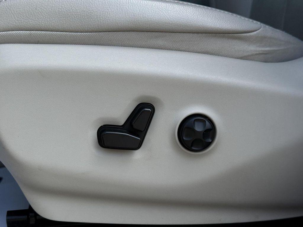 used 2021 Chrysler Pacifica car, priced at $19,000