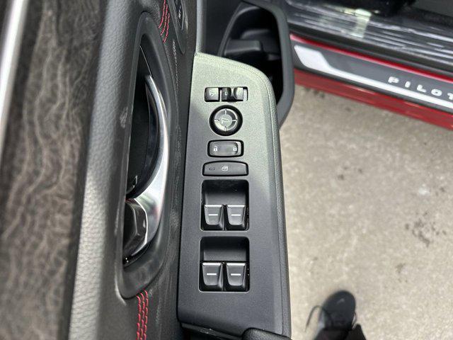 new 2026 Honda Pilot car, priced at $57,695