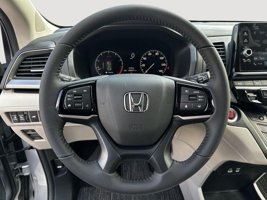 new 2026 Honda Odyssey car, priced at $41,290