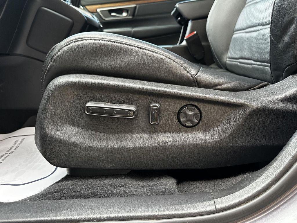 used 2022 Honda CR-V car, priced at $30,000