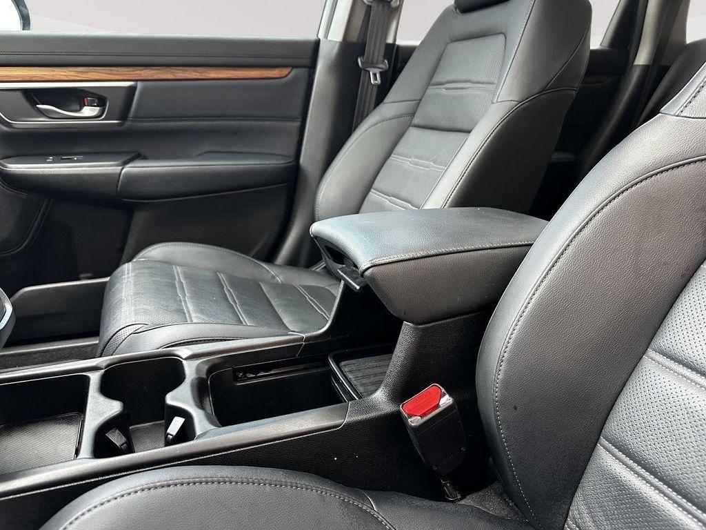 used 2022 Honda CR-V car, priced at $30,000