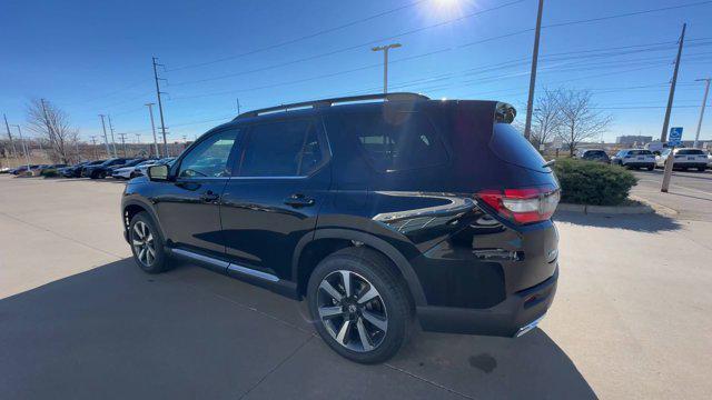 new 2025 Honda Pilot car, priced at $54,575