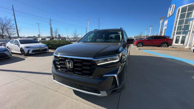 new 2025 Honda Pilot car, priced at $54,575