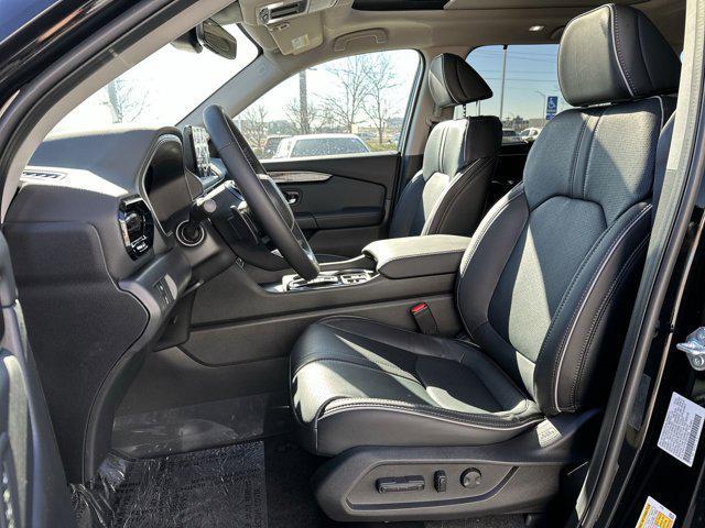 new 2025 Honda Pilot car, priced at $54,575