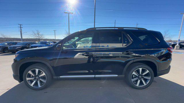 new 2025 Honda Pilot car, priced at $54,575