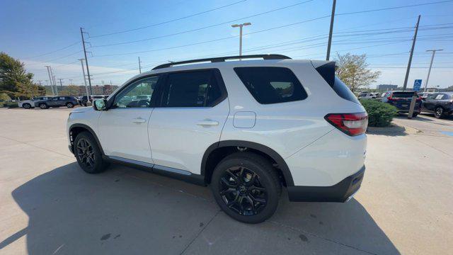 new 2025 Honda Pilot car, priced at $51,950