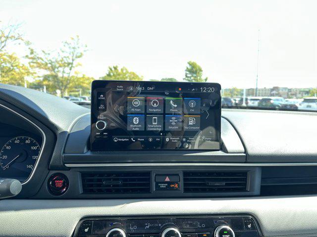 new 2025 Honda Pilot car, priced at $51,950