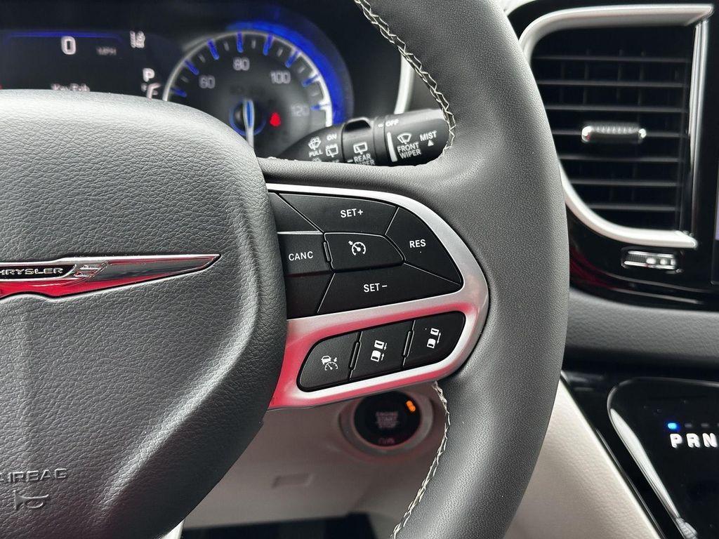 used 2024 Chrysler Pacifica car, priced at $24,500