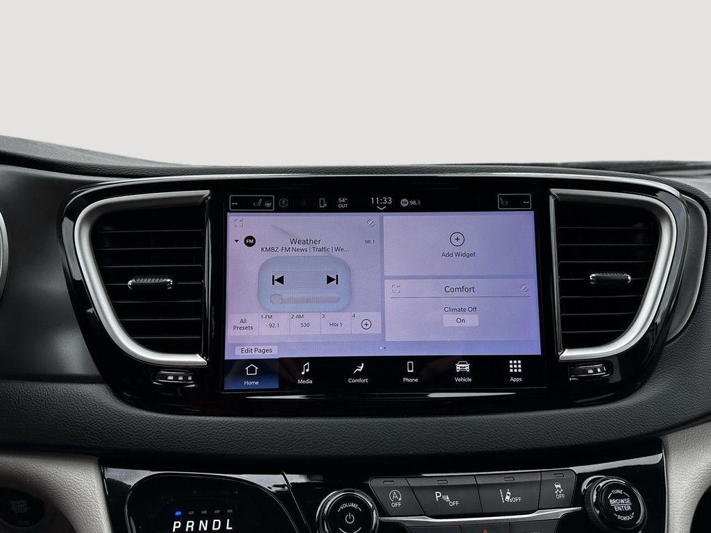 used 2024 Chrysler Pacifica car, priced at $24,500