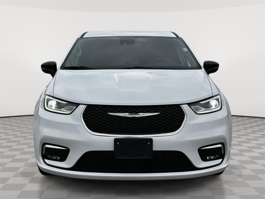 used 2024 Chrysler Pacifica car, priced at $24,500