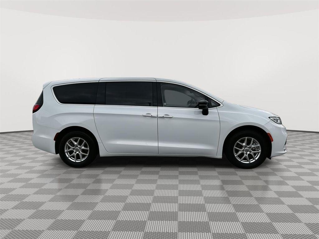 used 2024 Chrysler Pacifica car, priced at $24,500