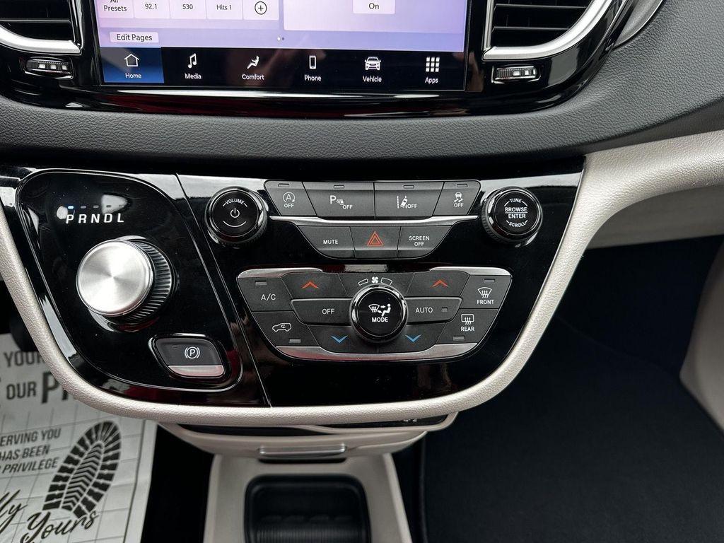 used 2024 Chrysler Pacifica car, priced at $24,500