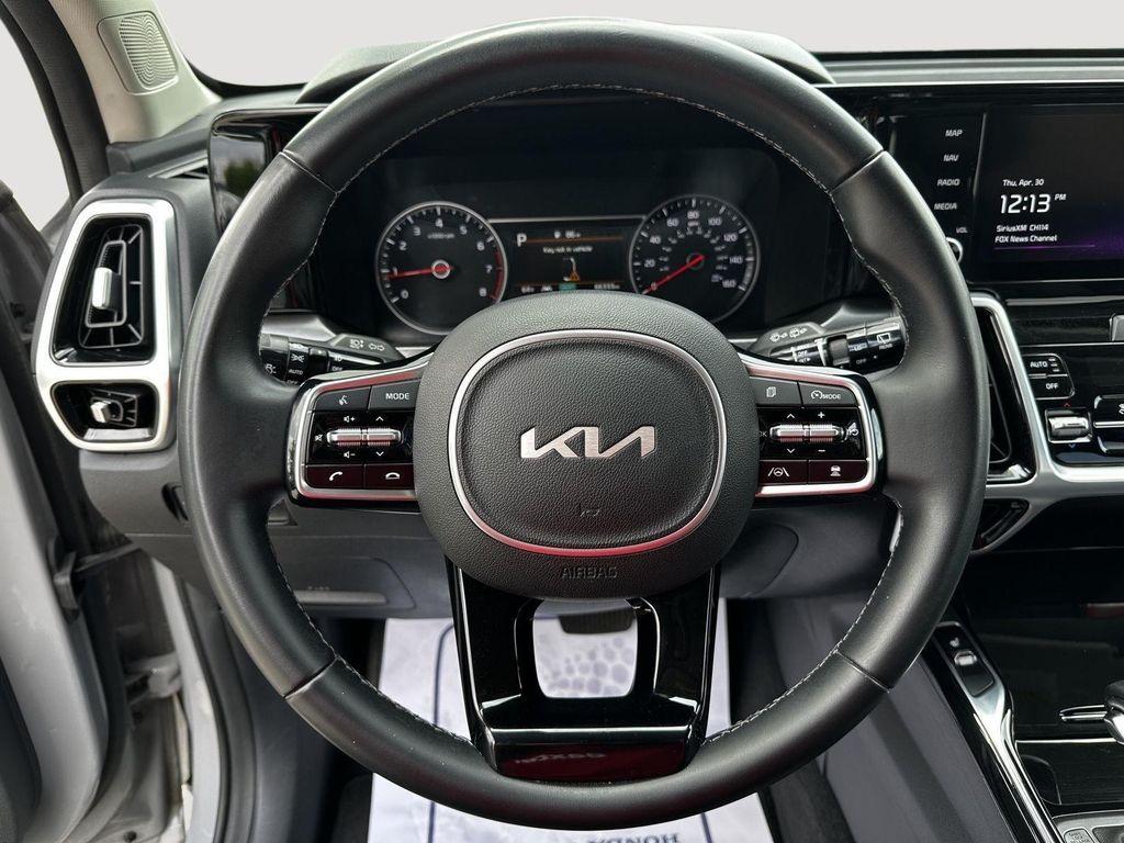 used 2022 Kia Sorento car, priced at $27,250