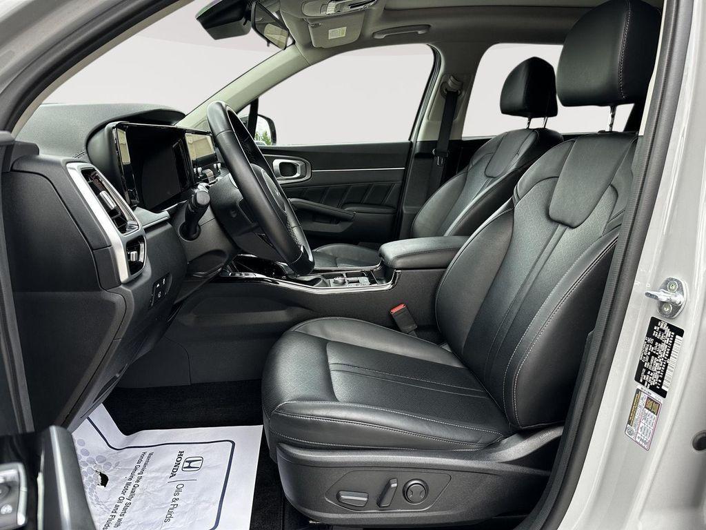 used 2022 Kia Sorento car, priced at $27,250