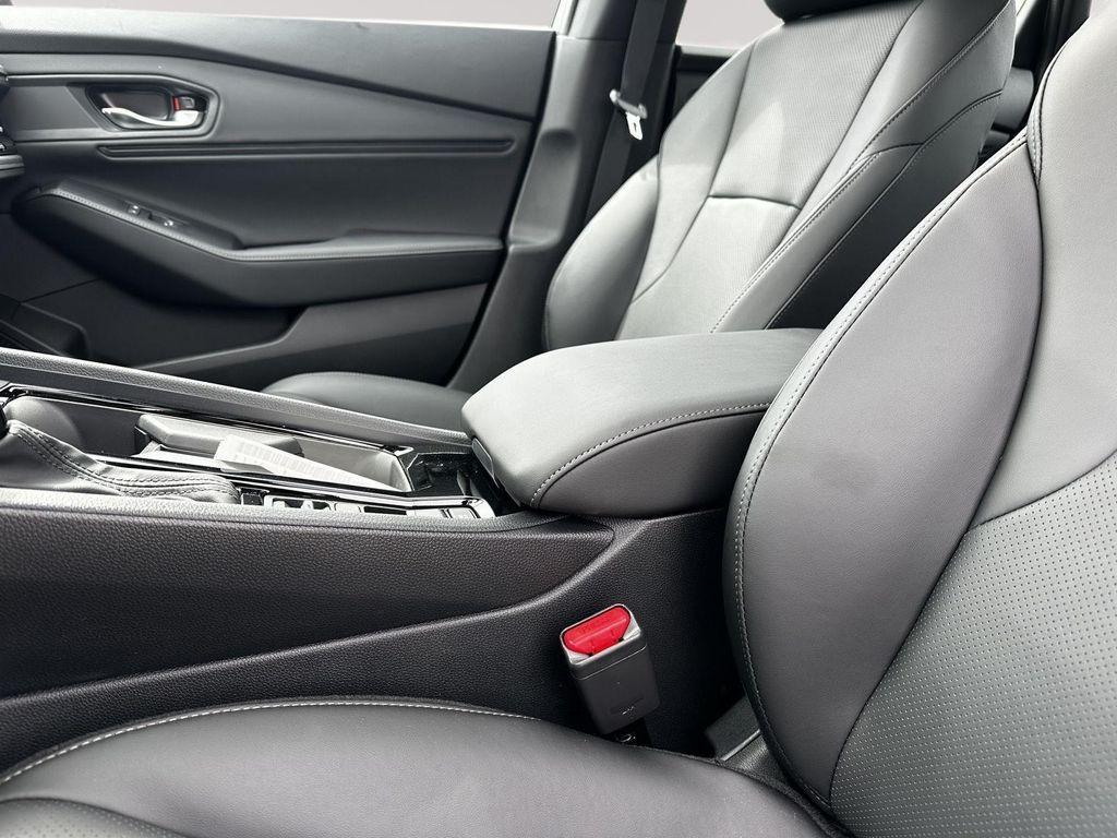 new 2026 Honda Accord Hybrid car, priced at $35,612